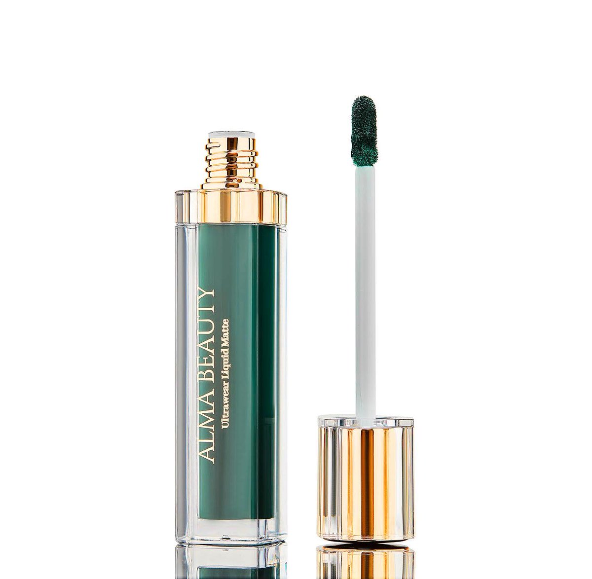 almabeautyco's tweet photo. Voici notre lipstick AGADIR un vert olive intense 🥺❤
#almabeautydakar #almabeautycosmetics #makeupadicct #QuiEstCe #ConfinementJour38 #kebetu #rt https://t.co/x1l6MRalwG