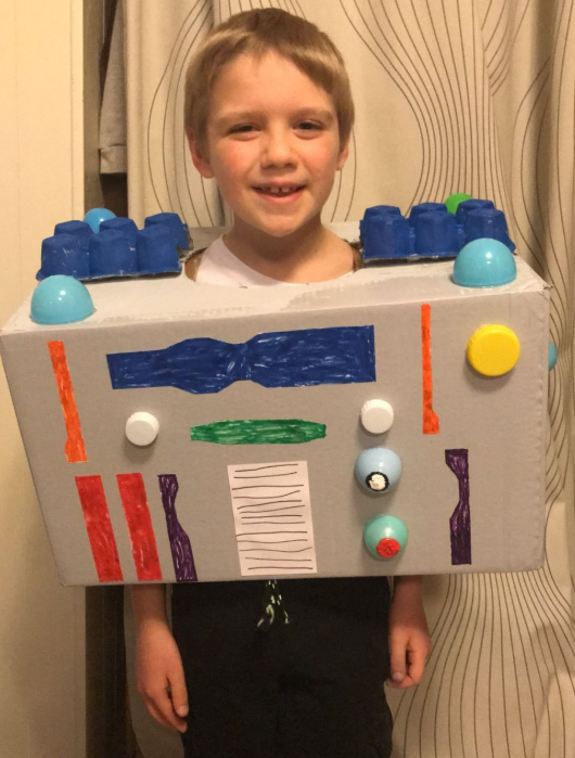 Carney 1st graders sharing some amazing Costumes for their art lesson this week.  Too creative not to share! <a href="/CarneyElem/">Carney Elementary</a> @visualartsbcps <a href="/BCPS_SPrice2/">Stephen Price</a> #ArtMatters