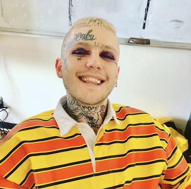 LILPEEPAHR's tweet photo. awful things https://t.co/nBuIfGzvQm