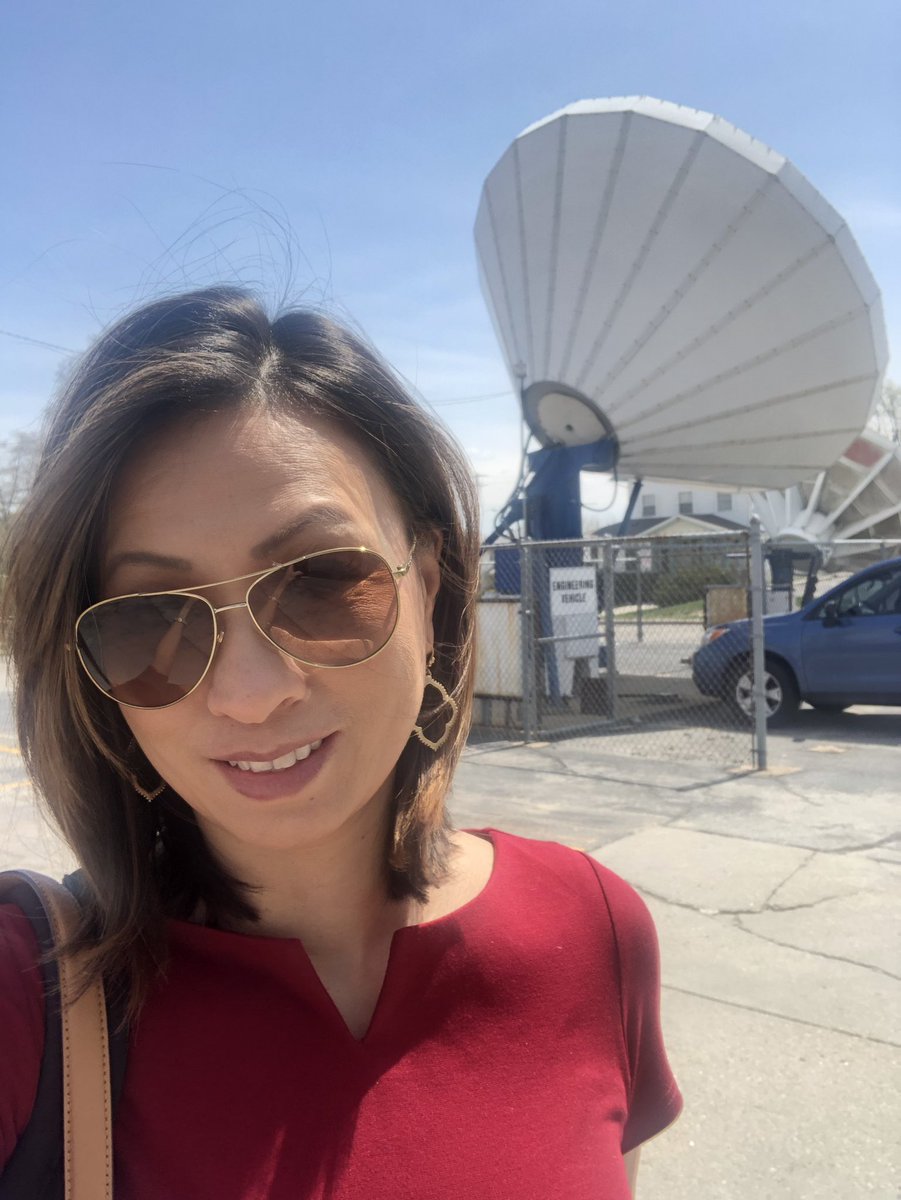SharonChenTV's tweet photo. #WednesdayVibes Just loving this weather, such a gorgeous day. I made sure to #soakupthesunshine extra before walking into work, since there's rain in our forecast. โ๏ธ
#wednesdaymood๐
#springtime
#springfinallyhere
#sunshinestateofmind
#sunshineandwarmth https://t.co/fYCZqOSeoI