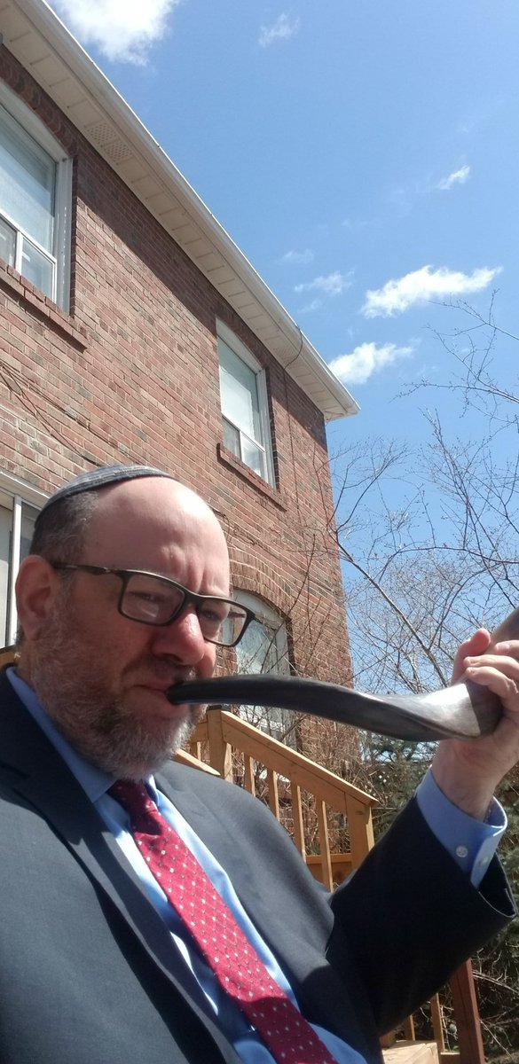 rebsteve's tweet photo. Adding my shofar to #soundthecall @hazon in honour of earth day. https://t.co/dEcDidj34W