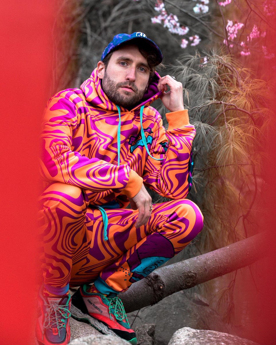freddytoddmusic's tweet photo. 🚨RESTOCKED only a few hoodies left, pance completely sold out, &amp; JUST DROPPED THE 1st FT STICKER PACK‼️

https://t.co/yRYoVwYSwV 🌸 https://t.co/aUdmJLAvQW