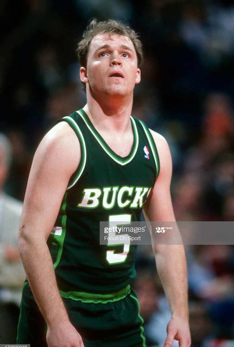 I kind of forgot Scott Skiles was a first-round draft pick of the Milwaukee Bucks. He played just 13 games his rookie year before being dealt to the Pacers after the season.Here's a 1986 article by  @SamSmithHoops describing Skiles' rough rookie season:  https://www.chicagotribune.com/news/ct-xpm-1986-12-04-8603310667-story.html