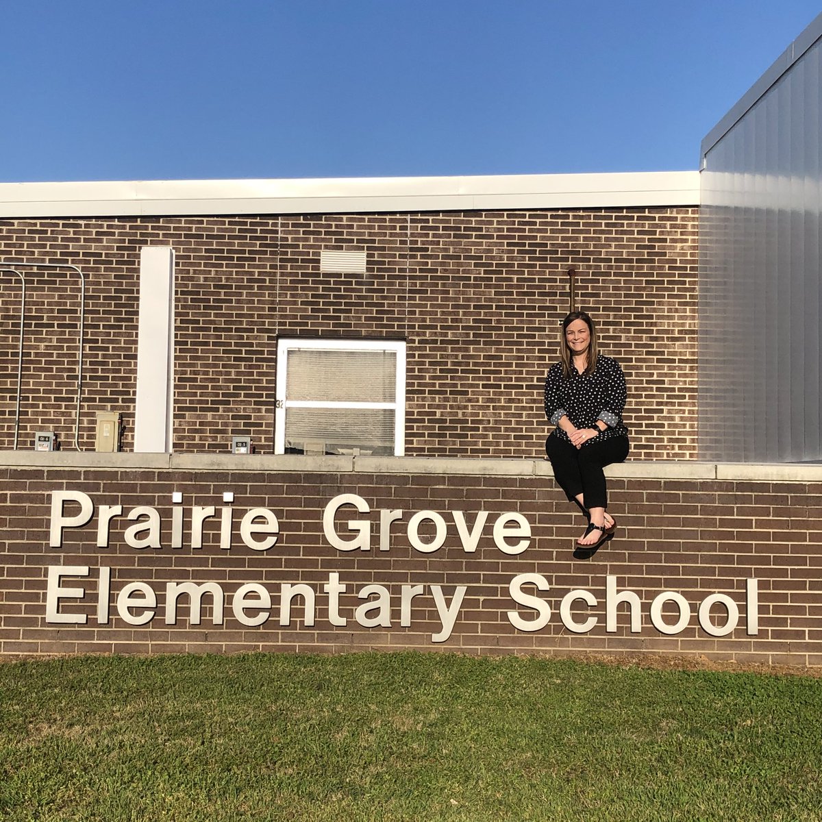 MalloryAlderson's tweet photo. I am excited to announce I have officially been named the assistant principal at Prairie Grove Elementary. It is so bittersweet thinking about leaving the place where I started my career, but I am eager and excited to begin this new chapter back in my hometown of Prairie Grove. https://t.co/gKKaevBX45