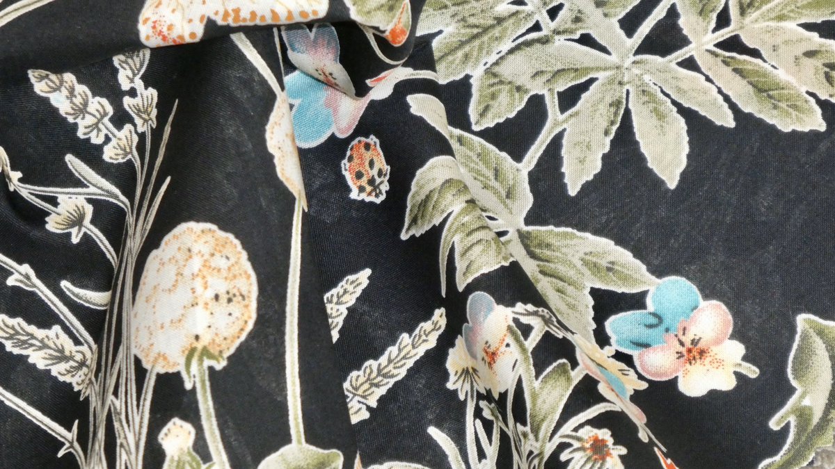 Textile_Agent's tweet photo. Tea dress? How about these bold designs available on luxurious Pima lawn, available from stock https://t.co/4euNFDirv1
