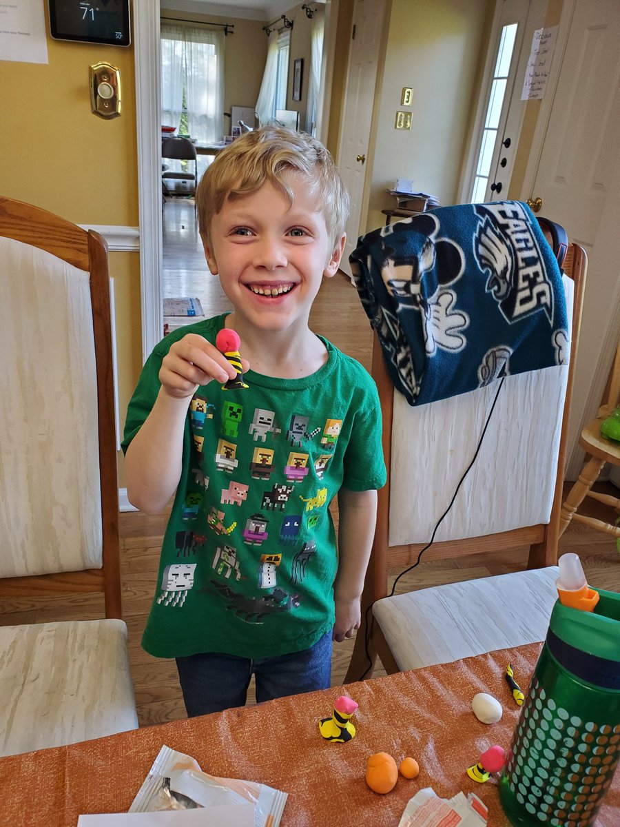 Listening to the Lorax on repeat while making a Truffula tree forest.
#bearTavernPride #earthday #Unless