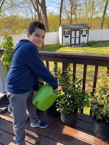 M_Lewert's tweet image. Happy Earth Day! 🌎 A beautiful day for setting up your beehive 🐝 🍯 and getting your Spring flowers ready! 🌷🌻 Great job, Gia and Tristan! @joanne_shafer @WdbgSchools