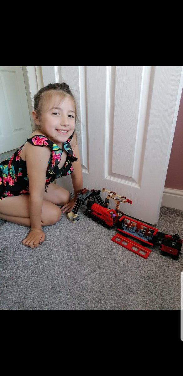 AlexBlount13's tweet photo. @EastfieldPS India has enjoyed making Hogwarts Express for today's challenge 
#eastfieldbettertogether https://t.co/OCpywIM2jW