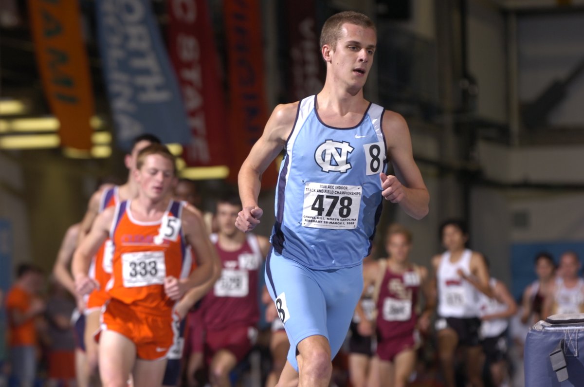UNCTrack_Field's tweet photo. Help us give a shout out to 2009 team captain Brock Baker!

Baker was a Morehead-Cain scholar at @UNC before qualifying for the 2016 Olympic Trials while in med school 👣 He's now a fourth-year resident in radiation oncology at Johns Hopkins.

#GoHeels | #ForeverATarHeel https://t.co/ZkQ1ktWSbN