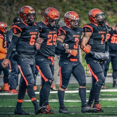 HumbleBeast34's tweet photo. Blessed to have received my first offer from the university of Heidlberg ๐ค๐งก #LongLiveRobbie #longlivegmoney #longlibem&m #longlivemarcus #longlivegotti https://t.co/7jU4gst9Wl