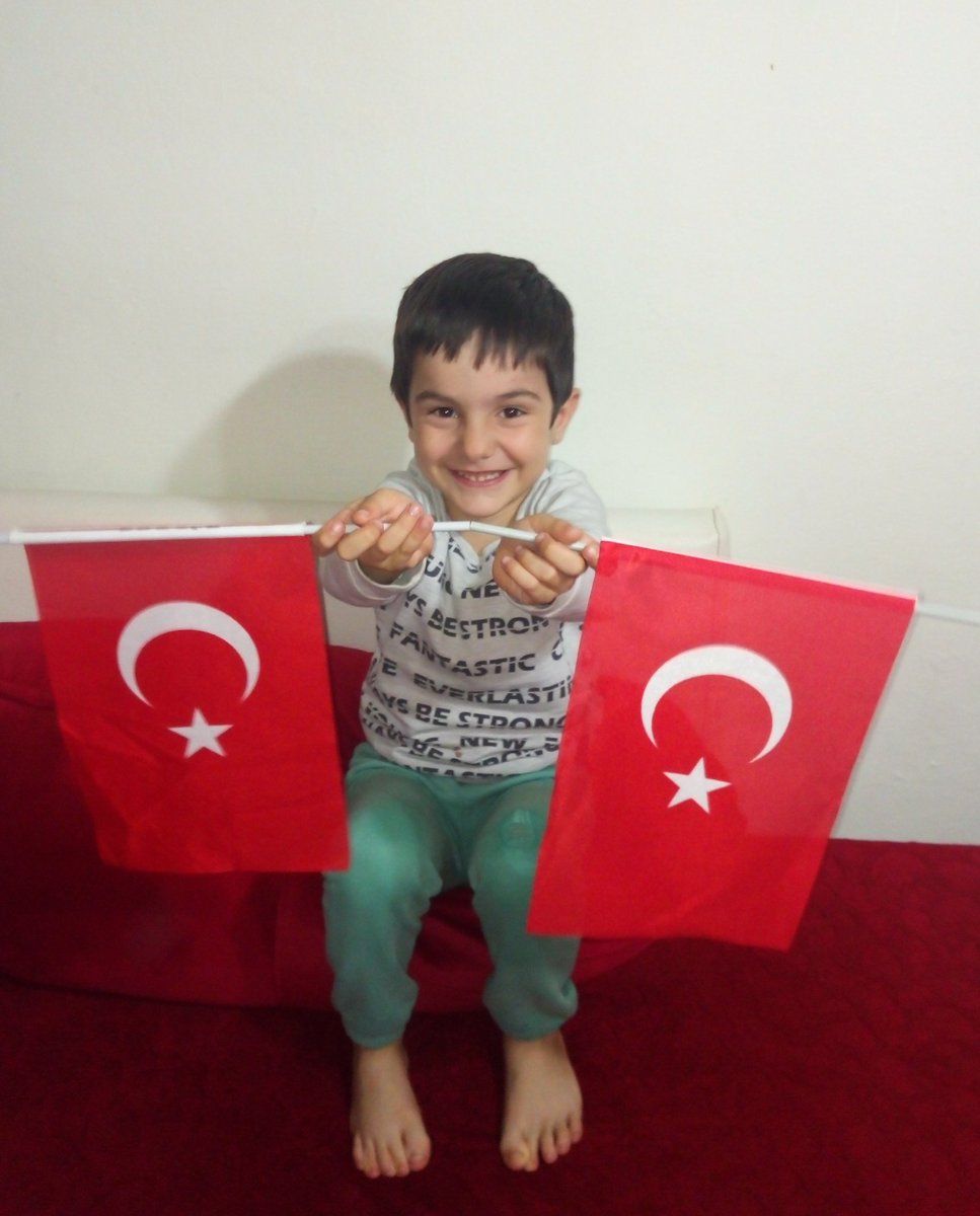 tulin0808's tweet photo. Rüzgar Düzcan (Artvin)#survivorekstra https://t.co/PIbRGzYRq4
