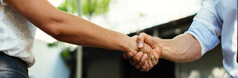 bloomecosystem's tweet photo. Get to know Traction® Tools through our three core values:
1. We love helping 🤝
2. We're constantly optimizing 👍
3. We'll find a way to win 🏆
Learn more about us here: https://t.co/uoS3uR6d5L
#TractionLove #CoreValues #SoftwareForEOS https://t.co/PvNPjal95c