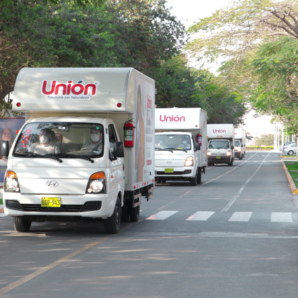 union_pe's tweet photo. #JuntosSaldremosDeEsta 

Industria de alimentos Unión junto a la ONG @adraperu  llevan a cabo la donación de 20 000 unidades de panes a las poblaciones de bajos recursos. 
Sabemos que es momento de ayudar. 💪🏻🇵🇪

#CompartirHaceBien https://t.co/JTkPV6r1LS