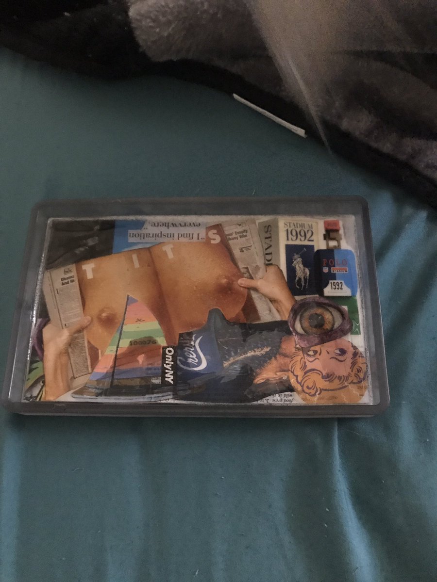 RedVelvetSuit's tweet photo. Made a custom rolling tray for 4/20 but forgot to post it. Might start making more of these #MADEBYMARCO https://t.co/Ii62xnI23Y
