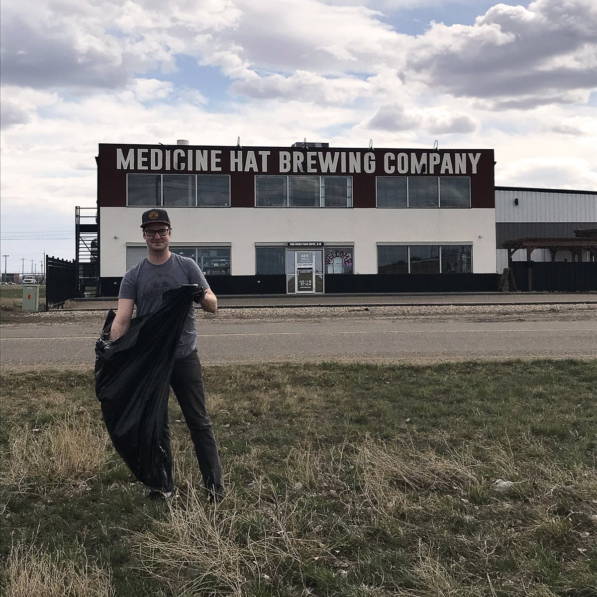 Happy Earth Day! 🌎

We hope you are able to support the environment in some way today, no matter how big or small. We are cleaning up some of the litter on Brier Park Drive, so if you see us out there make sure to give us a honk!