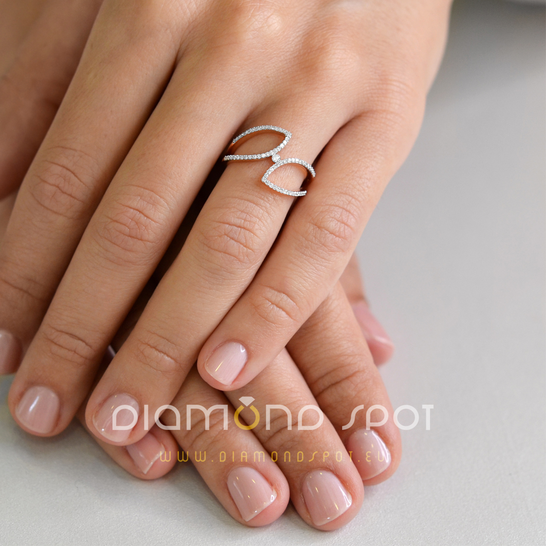 DiamondSpot_Cz's tweet photo. Připravujeme pro Vás nový e-shop. Vyberte si svůj oblíbený šperk na https://t.co/6IuYLu1cVW
#sperky #praha #retail #luxurylifestyle https://t.co/rCiqb9cGKZ