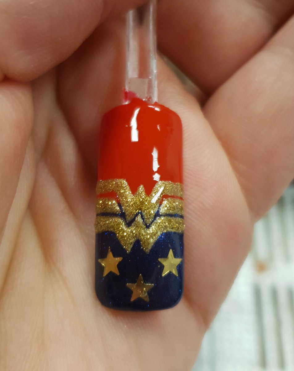 Catherine Lawson (@catdomynails) on Twitter photo 