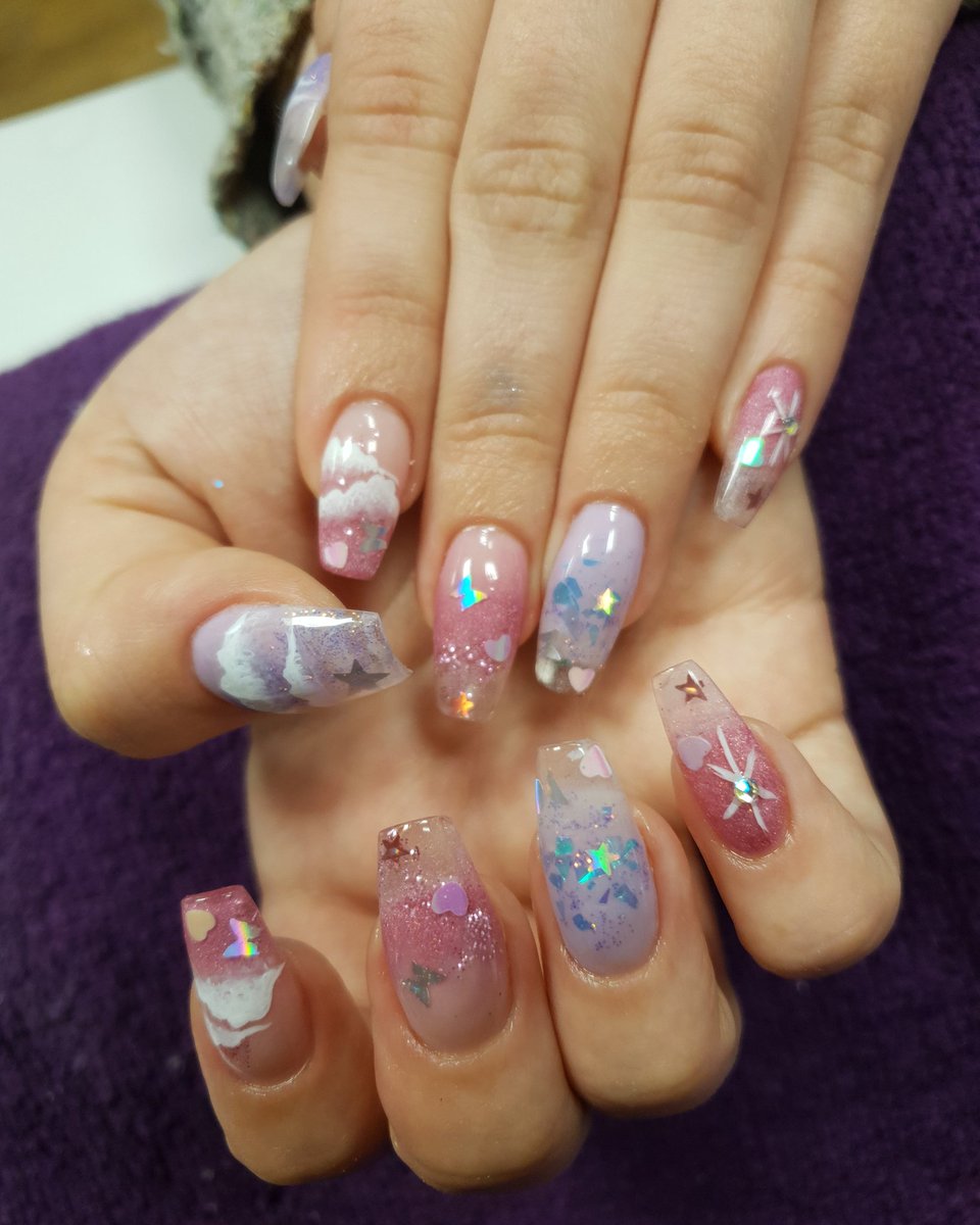 Catherine Lawson (@catdomynails) on Twitter photo 