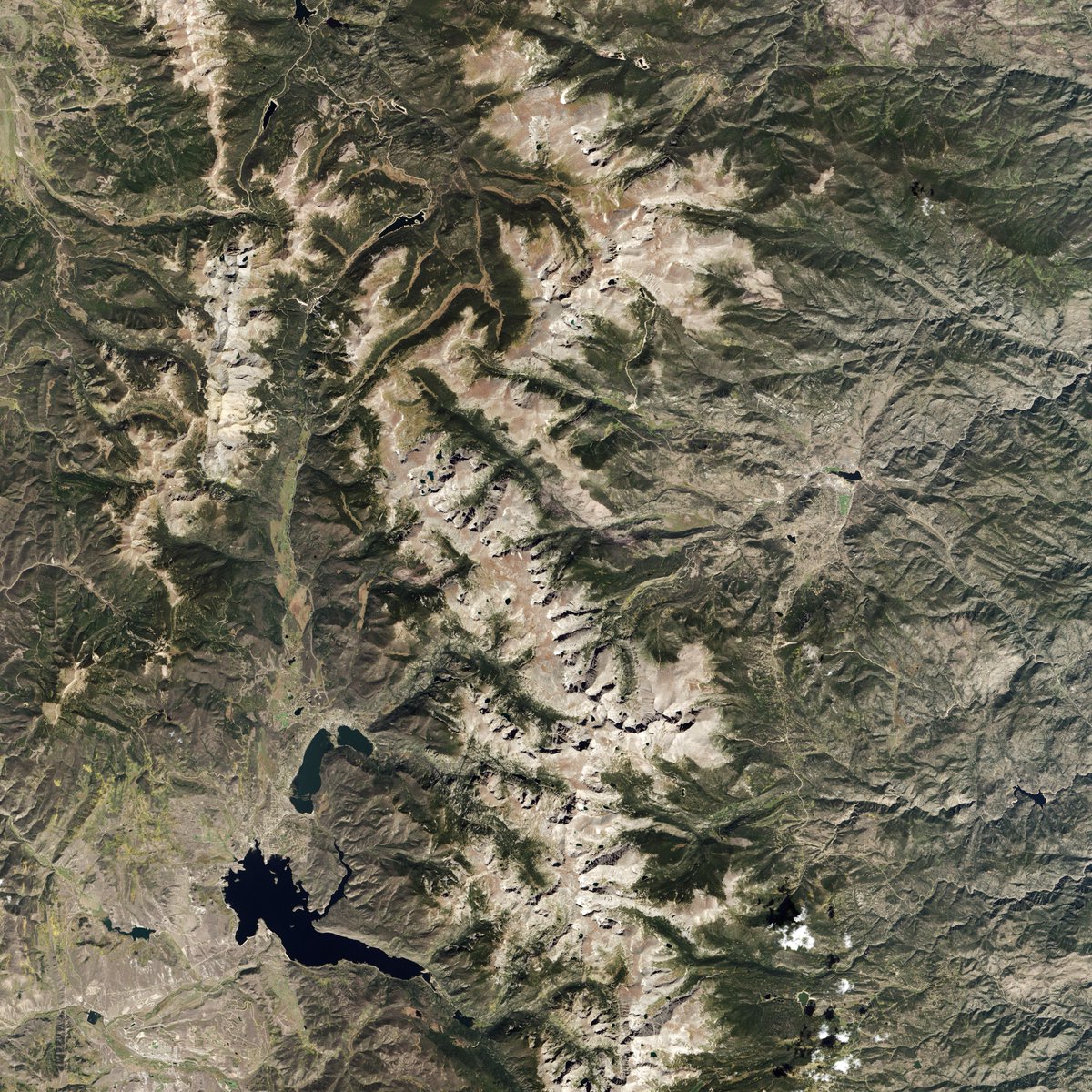 Feb. 2013  We launched  @NASA_Landsat 8 in partnership with  @USGS to continue global land observations. Seen here is Colorado’s Rocky Mountain National Park captured by Landsat 8 in Sept. 2014. 