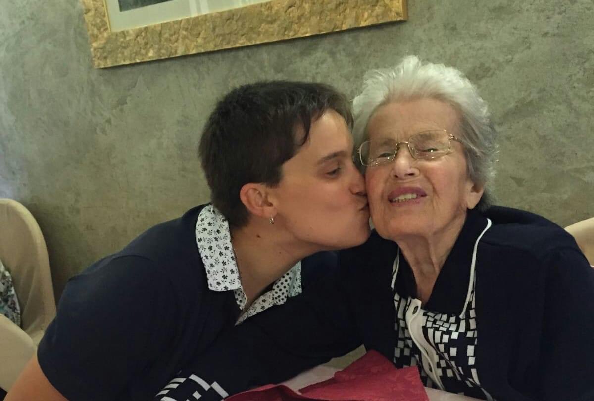PCagnan's tweet photo. ... e poi la nipote che ha scritto su https://t.co/nz4ldMOD2N il ricordo della nonna mette il cuore al post del @mattinodipadova con la sua testimonianza. Volti, non nomi https://t.co/LBC4oQF6Y0