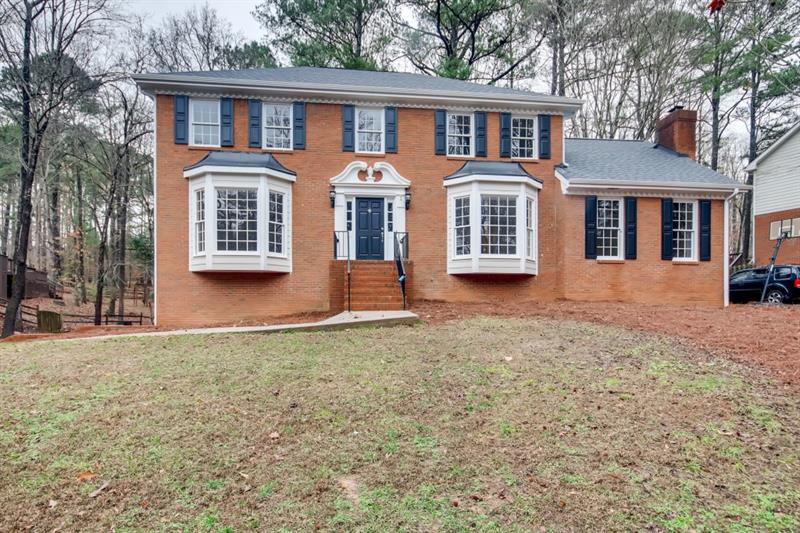NancyDMinor's tweet photo. Do you know someone looking for a great #property in #PeachtreeCorners?   #realestate https://t.co/cdGSbAP6bZ  Nancy Minor, Personal #770-449-4576, Office #404-876-4901 https://t.co/7jBcYgWg2o