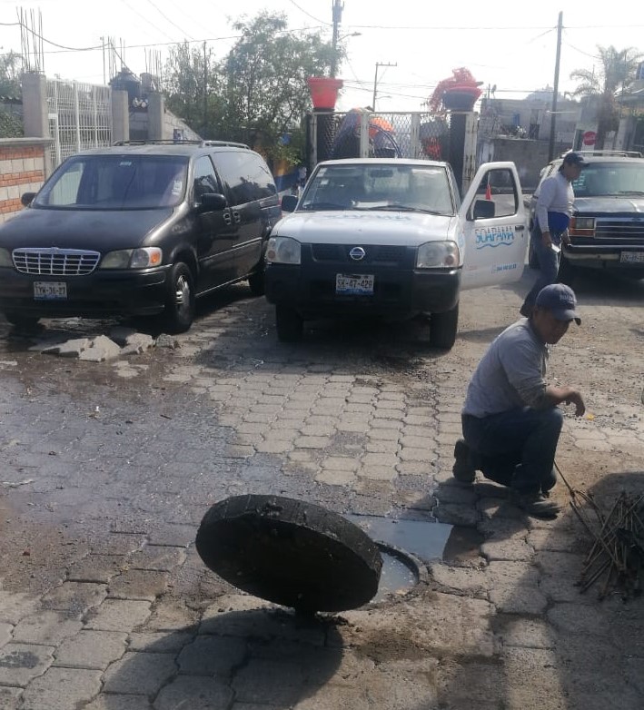 SOAPAMA's tweet photo. #AlMomento
📌Nos encontramos realizando limpieza en el drenaje💦 de la calle 14 norte en la colonia Ampliación Vista Hermosa.
📌Toma tus previsiones si transitas por la zona 🚧. https://t.co/MwhVonhxGr