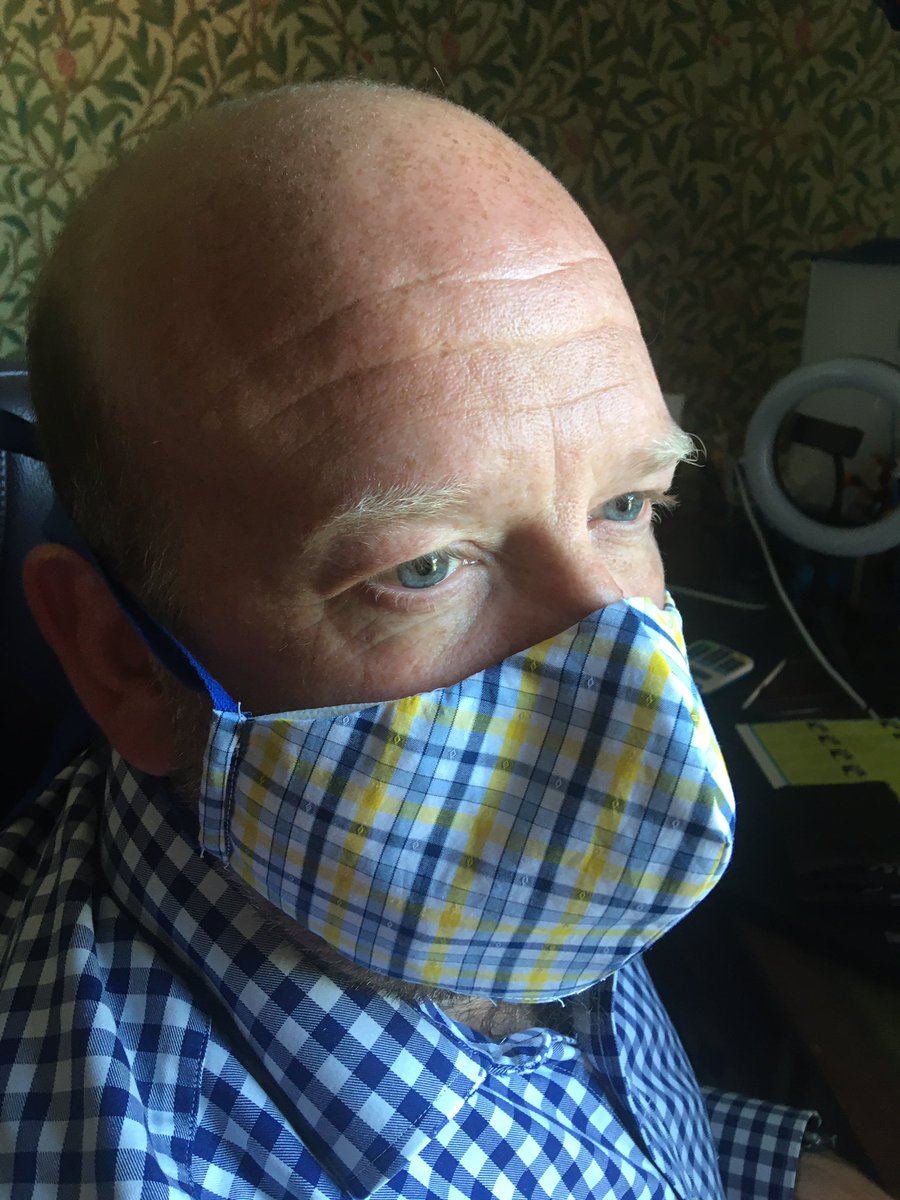 rhbBSE's tweet photo. Tried a new mask design today - cotton outer, inner non woven polypropylene, middle replaceable 3layer hepa filter, no elastic so can be 60/90 degree celcius washed, in built nose wire of plastic coated wire an no bloody pleats ๐ค #maskshortage https://t.co/K1WhMS7f0s