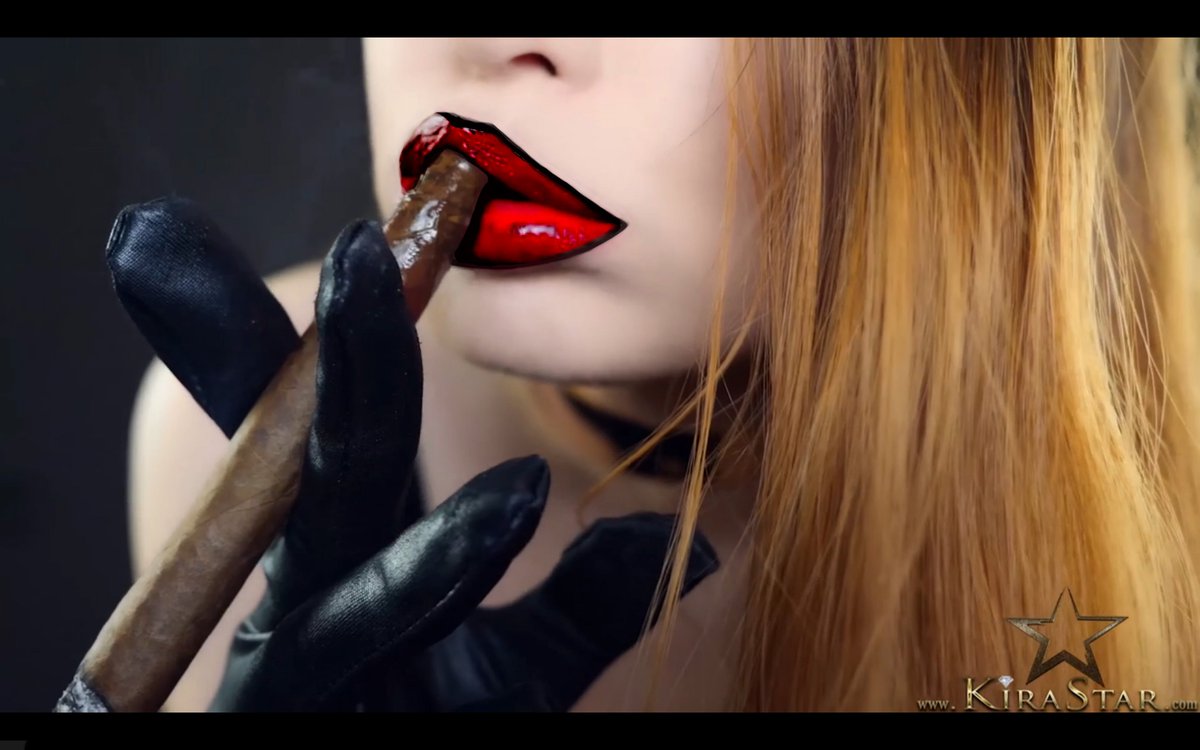 Itsmenott On Twitter Kira Star Lips Https T Co Njpbt4oljz Twitter