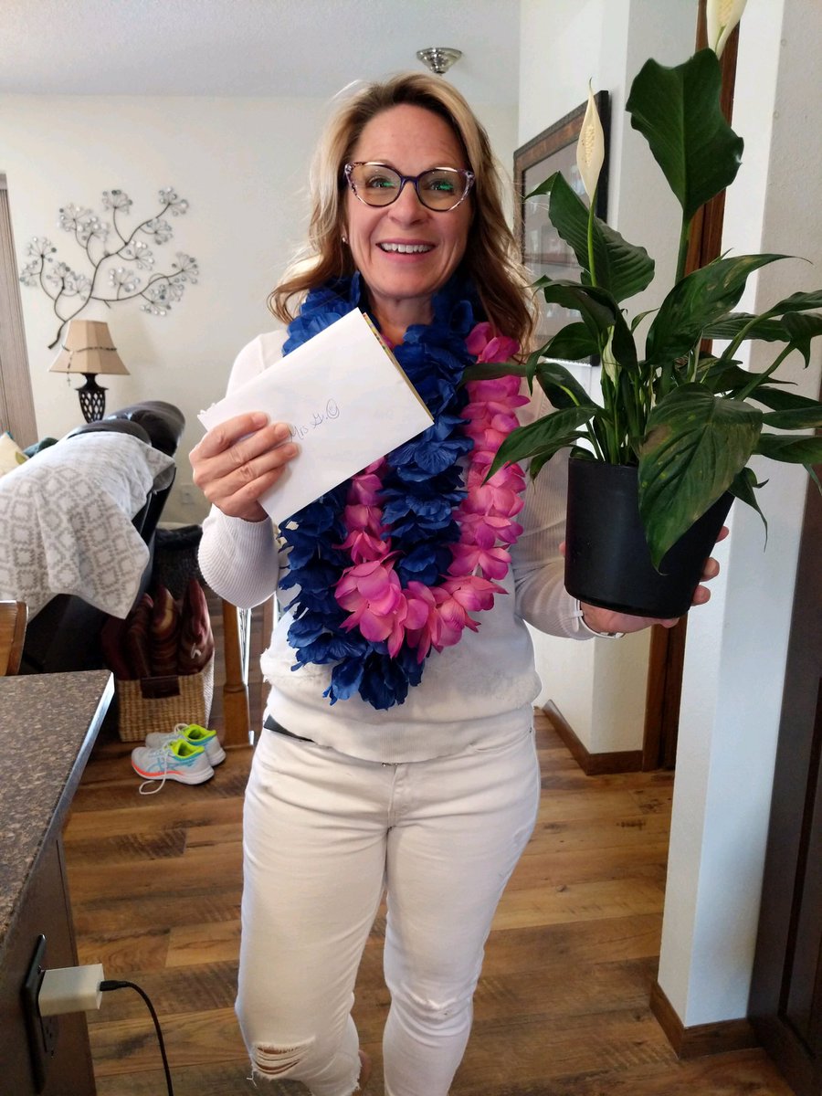 cklloyd87's tweet photo. Happy Administrative Professionals’ Day to these amazing ladies!! Murphy is so lucky to have Mrs. Jana and Mrs. Kathy!  Thanks for everything you do to support our Murphy Bulldogs!! 🐾 #together #murphybulldogs #learnbps https://t.co/EswFtNuJIv