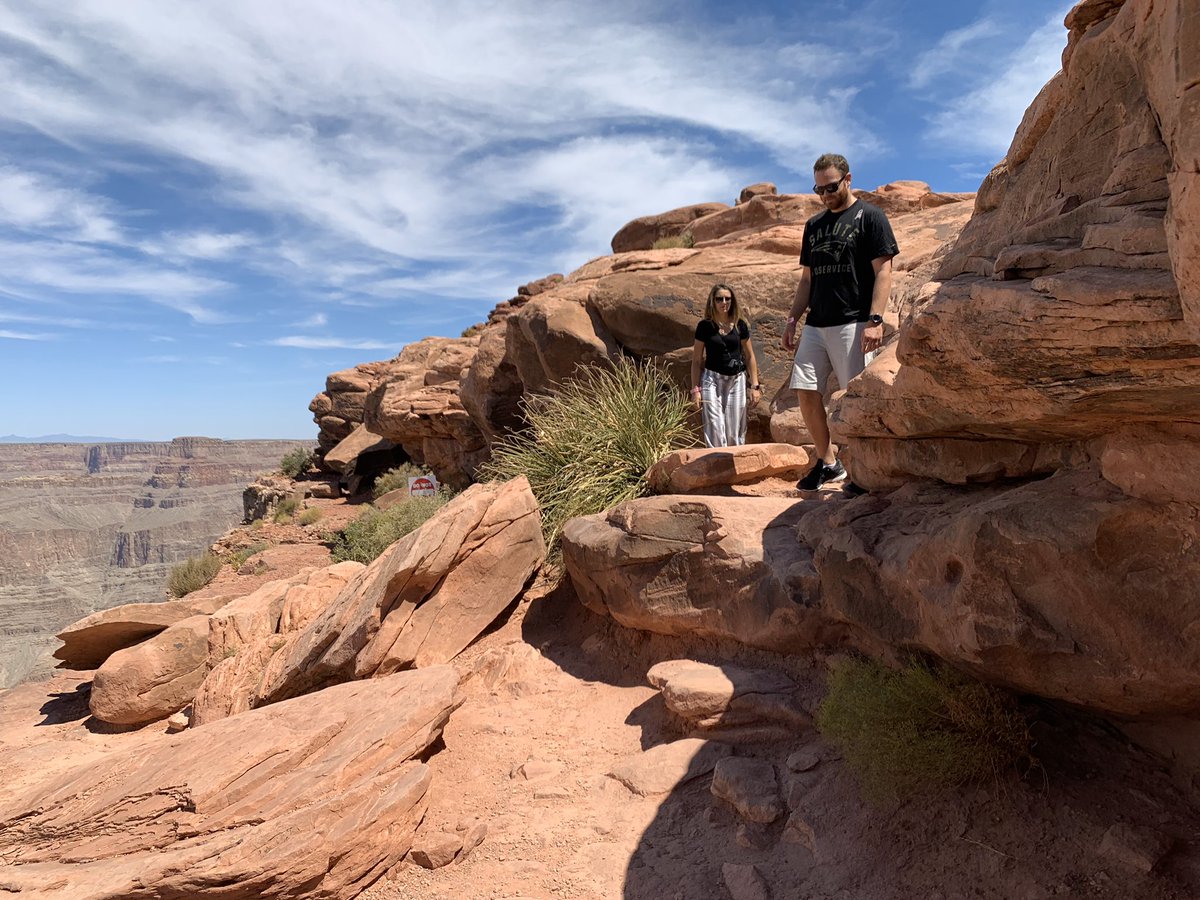 VeeMiller11's tweet photo. Happy #EarthDay2020! Grateful we to have explored the 🌎 as we have! Sad to cancel a few bucket list trips, but so thankful to @TMobileBusiness  for taking such good care of us right now! #StaySafe #StayHome #TravelLater https://t.co/QtOlf7hqxS