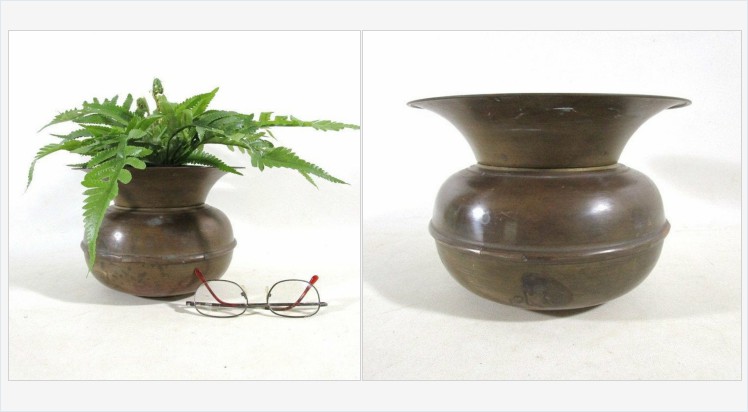 suzannee43's tweet photo. Brass #Spittoon #Vintage, #Cuspidor, Flower Plant Change Container, #Rustic #etsyspecialt #etsyseller #shopsmall #VintageEtsy @SNRTG @SGH_RTs @blazedrts @SpxcRTS #etsy #etsypro @SympathyRTS @FearRTs @RTFAMDNR @Cods_Rts https://t.co/9Eg4kdIn0x https://t.co/GdSwWHOCEI