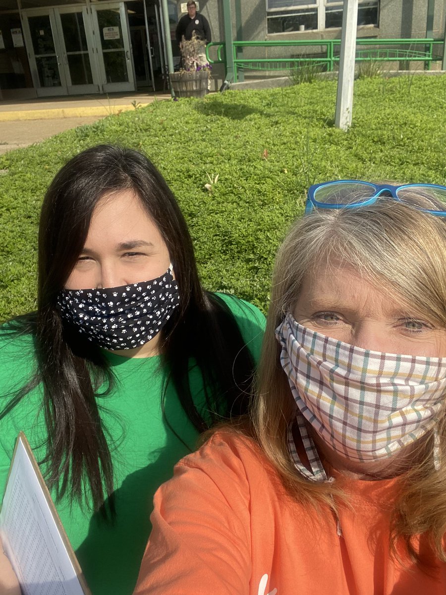 Summer Tucker (@kcsrelatedsvcs) on Twitter photo Loved handing out meals with this great lady <a href="/GMASteam/">Green Magnet Academy</a> today! Loved seeing our kids smiling faces! ❤️#KCSRelatedServices Loved handing out meals with this great lady <a href="/GMASteam/">Green Magnet Academy</a> today! Loved seeing our kids smiling faces! ❤️#KCSRelatedServices
