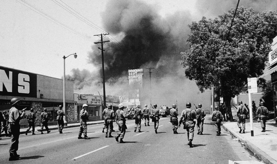 Jon Wiener (@jonwiener1) on Twitter photo .<a href="/BenEhrenreich/">Ben Ehrenreich</a> reviews "Set the Night on Fire: L.A. in the Sixties," "Book of the Day" in the <a href="/guardian/">The Guardian</a> bit.ly/3cw39RU
50% off on all Mike Davis books until 11:59 PM EST from <a href="/VersoBooks/">Verso Books</a> bit.ly/34TPvp8 .<a href="/BenEhrenreich/">Ben Ehrenreich</a> reviews "Set the Night on Fire: L.A. in the Sixties," "Book of the Day" in the <a href="/guardian/">The Guardian</a> bit.ly/3cw39RU
50% off on all Mike Davis books until 11:59 PM EST from <a href="/VersoBooks/">Verso Books</a> bit.ly/34TPvp8