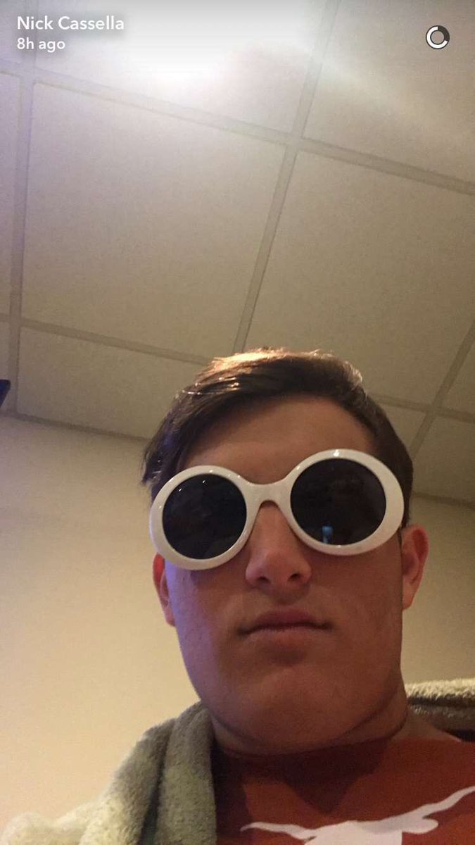 george_shabo's tweet photo. What everyone’s gonna be like during the online graduation. #ripclassof2020 https://t.co/CWtHJZvaAE