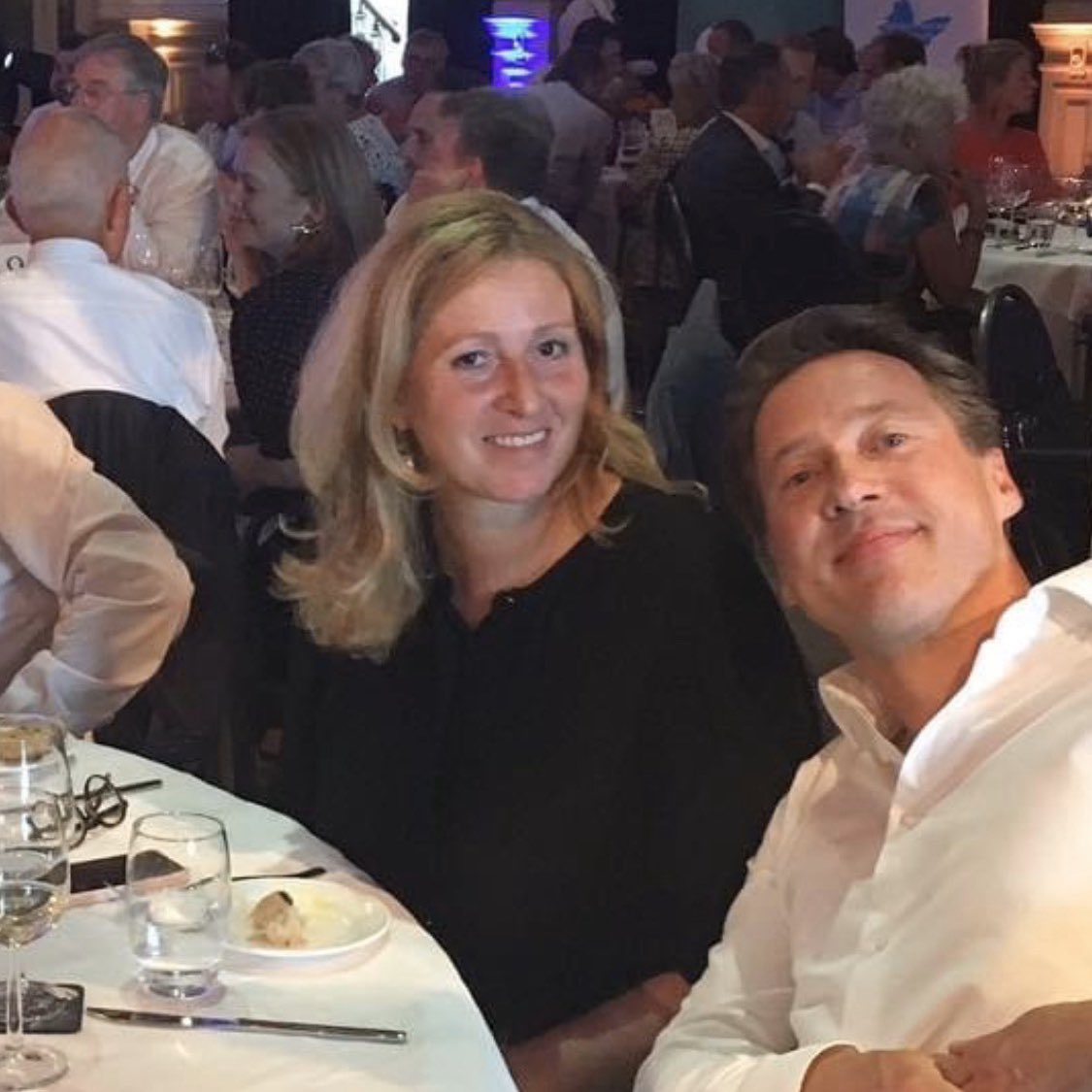 RosanGompers's tweet image. Mis dit. #ondernemen #DenHaag #samensterk #samenlol #bondjes