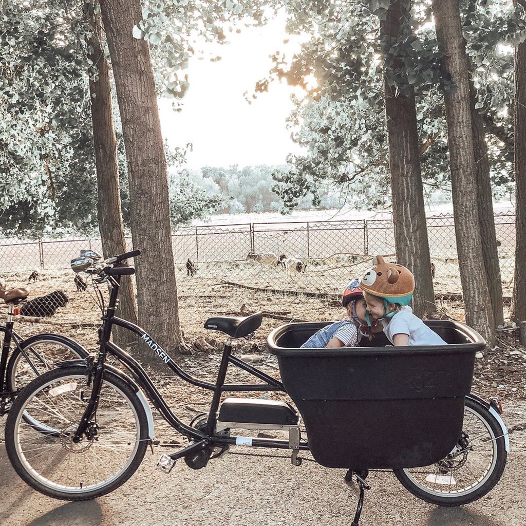 madsencycles's tweet image. Bucket Moments ✨
“Our #madsencycles bike is truly one of our most cherished family items! It has been an absolute life saver during the quarantine! 😭🙌🏻 since we got it a year ago, we’ve been on it every chance we get!” #CargoBike #FamilyBike #MakeMemories
