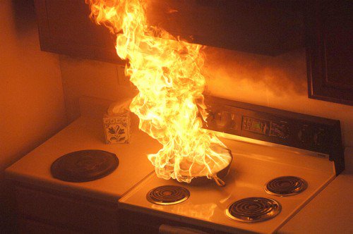 Oz_Prevention's tweet photo. Learn how to help protect your family from some common fire dangers &amp; #StaySafeAtHome. #FireSafety
https://t.co/Noh3BXn1C9 https://t.co/meFb50HFcT