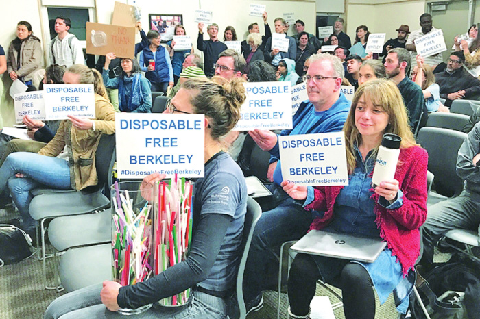 MartinRBourque's tweet photo. Thanks @sophiehahn &amp; #Berkeley for advancing #PlasticFree movement. Watch #StoryOfPlastic on @discovery see how @ecologycenter fights fake #plastic #recycling. #KeepRecyclingReal #BreakFreeFromPlastic #EarthDay #EarthDay2020 #EarthDay50 #ZeroWaste https://t.co/jCPR8FLGLg