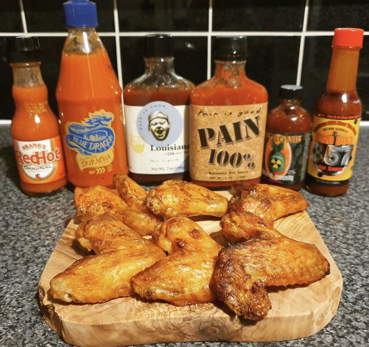 firstwefeast's tweet image. Calling all #SpiceLords! We want you to join us in the #HotOnesChallenge 🔥 Head over to our IG highlights &amp;amp; hit Hot Ones @ Home to see how you could participate! Don&apos;t forget to tag us for a chance to be featured! #HotOnesChallenge #Heatonist