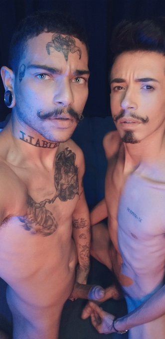 2 pic. Aguardem que vem coisa por ai com o @fonsecafeer https://t.co/w61Py41OUi