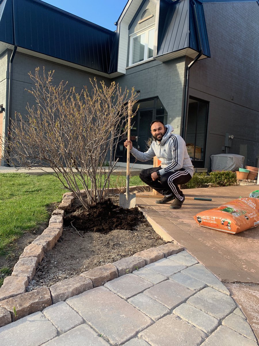 ShawnXaviour's tweet photo. Celebrating #EarthDayAtHome #DPCDSBCommunity #EarthDay50 @DPCDSBschools https://t.co/9naAkrtLUm