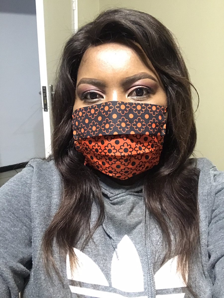angelachiv's tweet photo. #diymask Lockdown skills😷 https://t.co/Az7uBET4fF