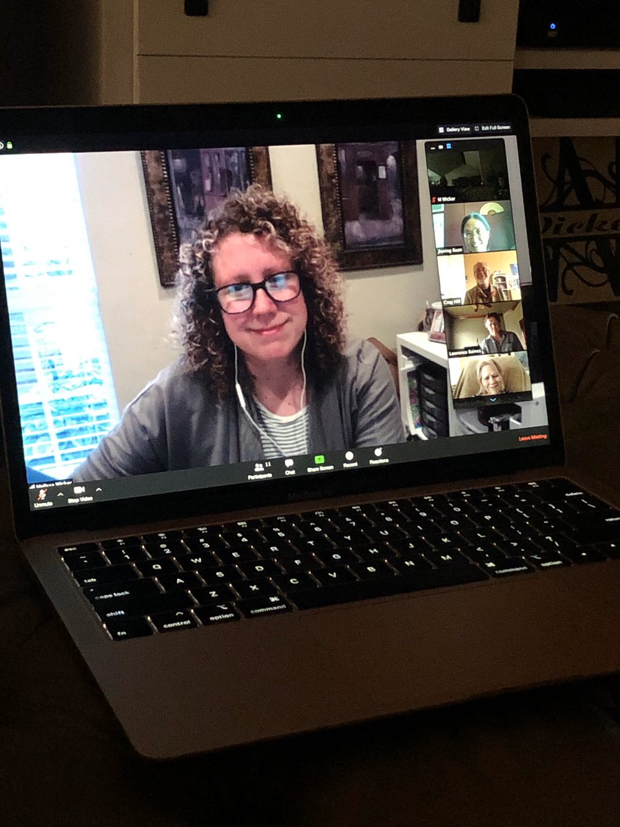 mel_wicker's tweet photo. I successfully defended my dissertation this afternoon! https://t.co/ynRDafZxWP