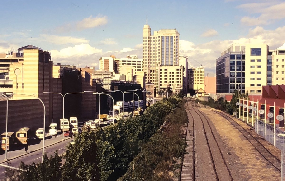 PhilipThalis's tweet photo. #lostsydney
Before it was dubbed The Goods Line & made walkable, this was actually a goods line & the 2nd oldest railway line in Aust, built to serve the burgeoning port @ Darling Harbour.
My Photos c1985 -1995
#publicsydney
@cityofsydney https://t.co/UYkcShLsbS