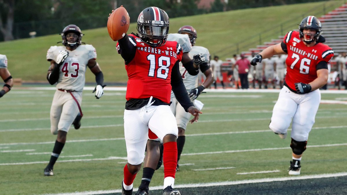 ch_v_ck's tweet photo. Blessed to receive an offer from Gardner-Webb 🖤❤️ @Whiplassh5_2000 @williamsdo @RecruitGeorgia @RecruitLangston @wcann33 @CoachKelseyPope #IGNITETHEWEBB #GoBulldogs https://t.co/cQwnEDO5oT