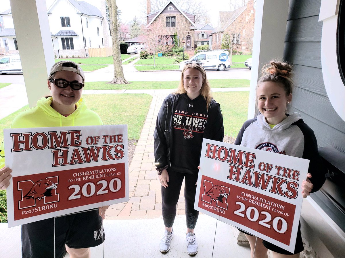 The MS faculty today delivered yard signs to our 2020 seniors. It was so great to see some of our MS community in person today! #MSHawkPride #207Strong