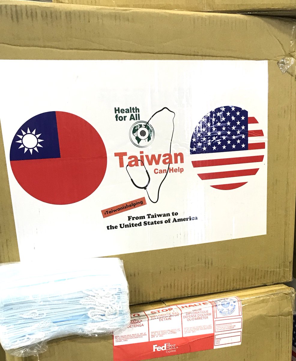 tecochicago's tweet photo. #Taiwan is helping! Taiwan donates 300K surgical masks to Illinois, Michigan, Ohio, and Indiana. #Taiwan is committed to the US and like-minded partners around the world to combat #Coronavirus. #TaiwanCanHelp. 
https://t.co/j3s9brdBba https://t.co/FqOmvXbh7F