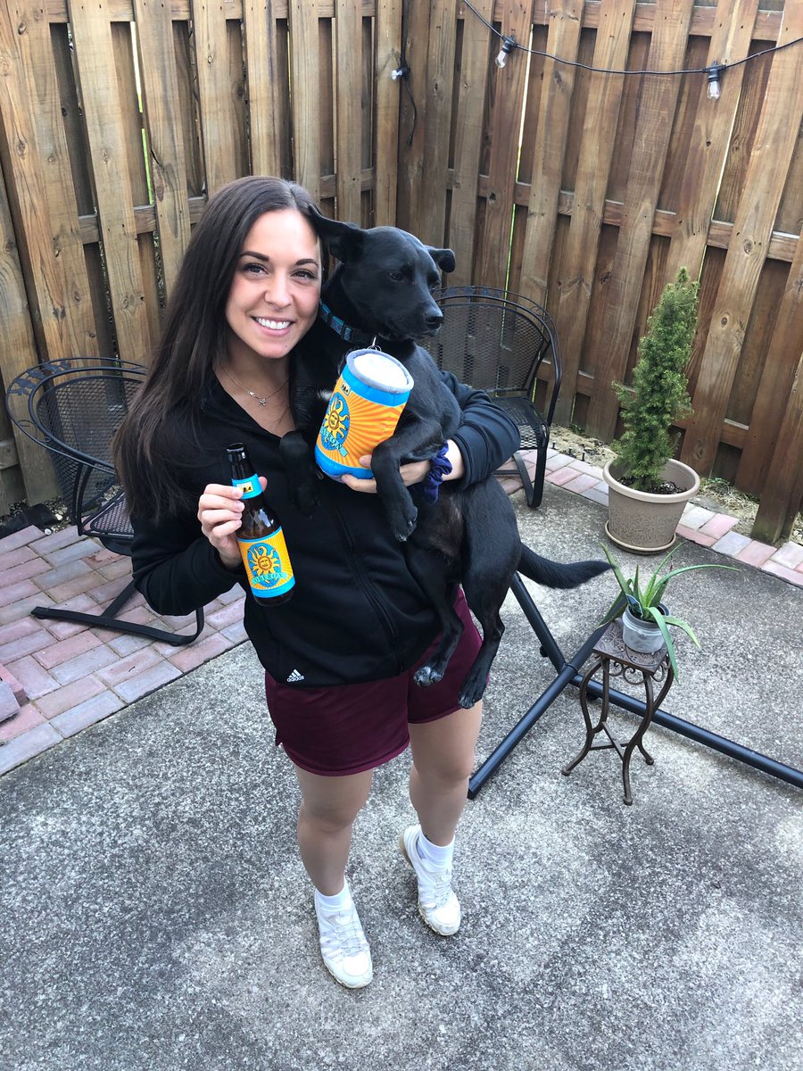 _jess_ca's tweet photo. Sharing the Oberon love (promise he’s more excited about the new toy than he appears) 🍻🌞🧡💙💛 @BellsBrewery https://t.co/I4xCe0vDUz