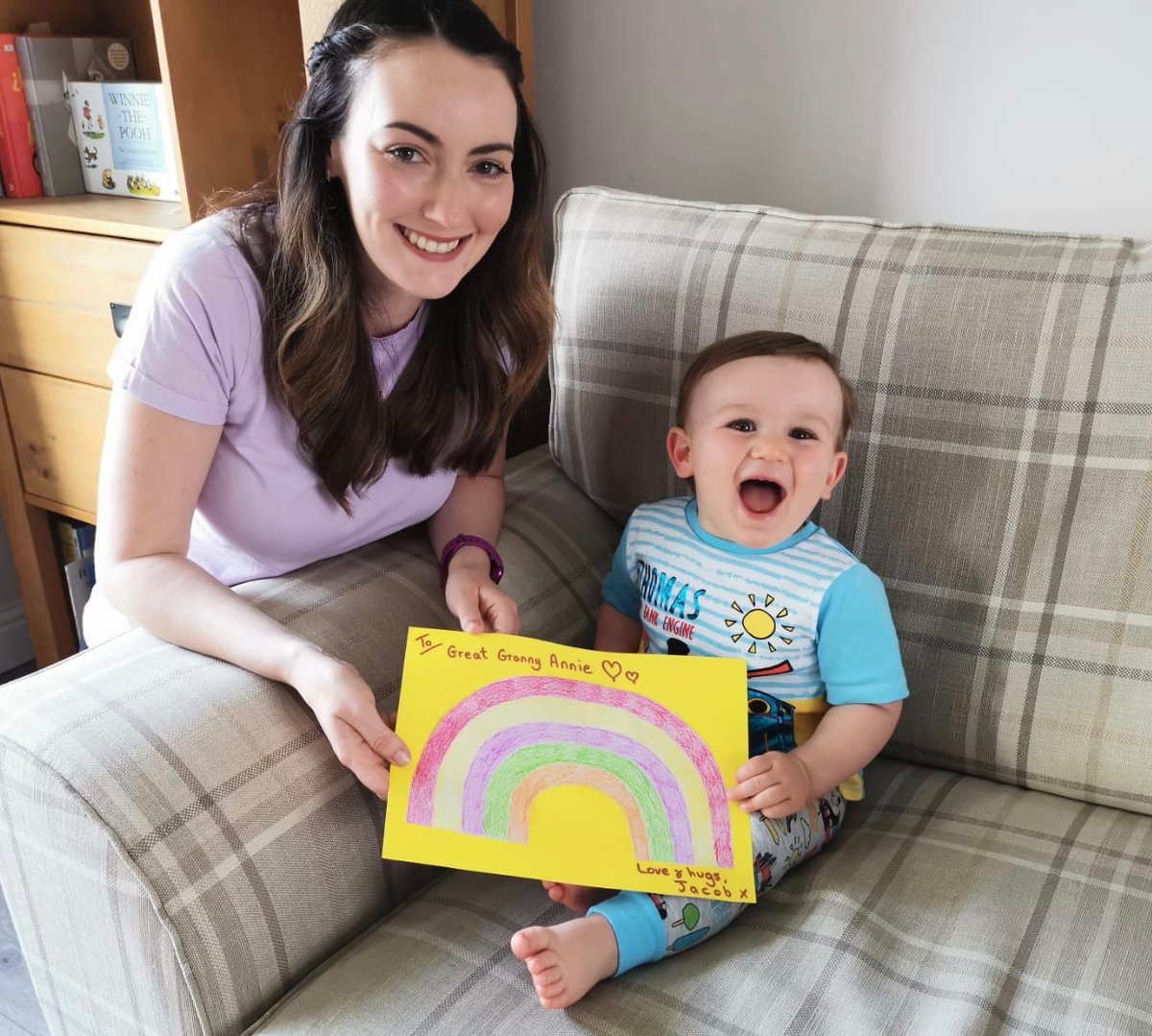 StephJMcL's tweet photo. ‼️Join us by drawing a rainbow for an elderly neighbour or local care home resident to spread the joy 🌈 ‼️

https://t.co/jR9Zt1JJJe

#TwoPointSixChallenge
#chasetherainbow https://t.co/H9pTpvxOl8