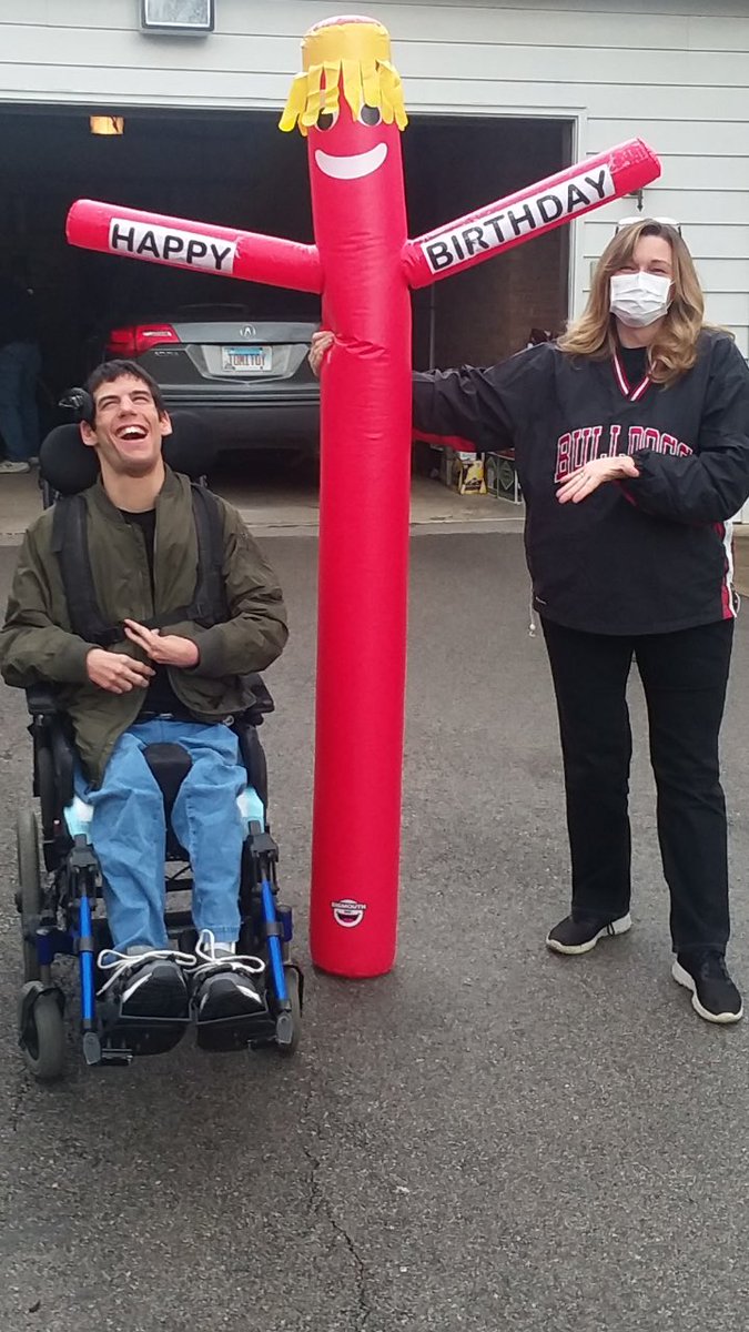 LisaPalese's tweet photo. Can I please do a shout out to my friend and colleague Terri Mate? This amazing person is so incredibly kind and devoted to our students - even after graduation when they turn 23 like Jeremy! Happy Birthday Jeremy and thank you Terri for your joy! @MidValleyCoop @BPS101 https://t.co/D4KgCCuFjK